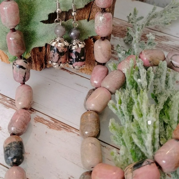 The Girl With Kaleidoscope Eyes Jewelry - Natural Rhodonite Set of 3